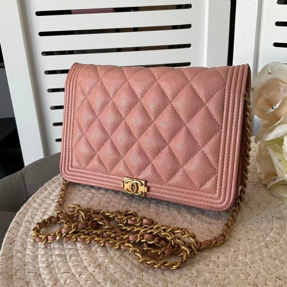 CHANEL Boy Wallet on Chain Caviar